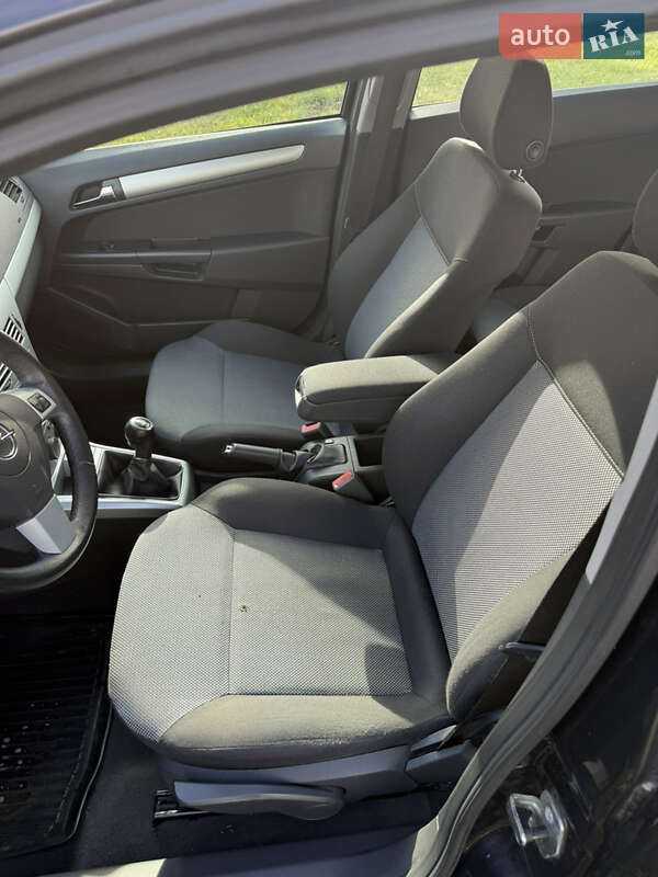 Универсал Opel Astra 2009 в Харькове