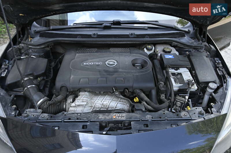 Универсал Opel Astra 2014 в Бердичеве фото 11 Универсал Opel Astra 2014 в Бердичеве