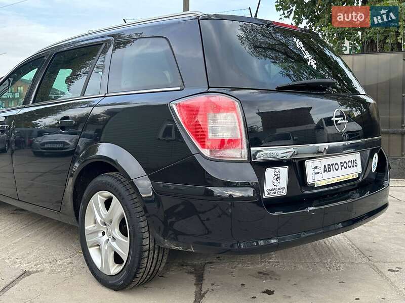 Універсал Opel Astra 2009 в Києві