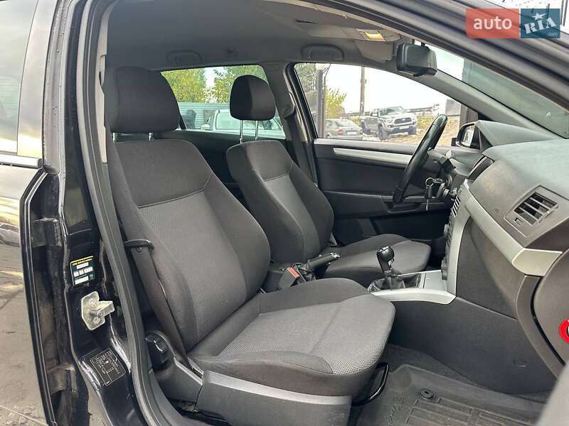 Універсал Opel Astra 2009 в Києві