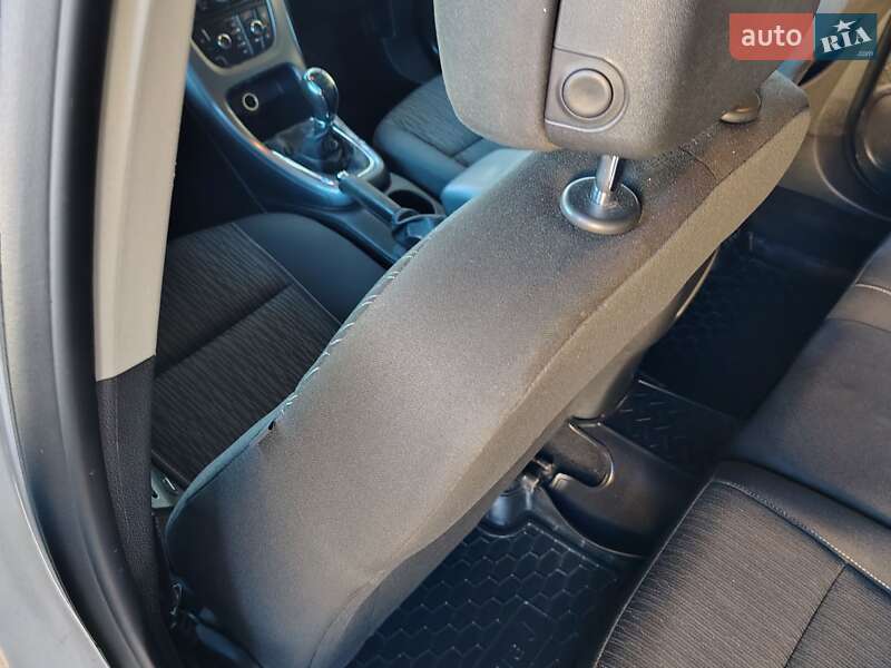 Универсал Opel Astra 2014 в Бориславе фото 78 Универсал Opel Astra 2014 в Бориславе