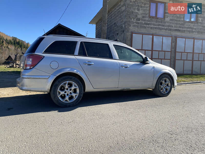 Універсал Opel Astra 2011 в Косові фото 10 Універсал Opel Astra 2011 в Косові