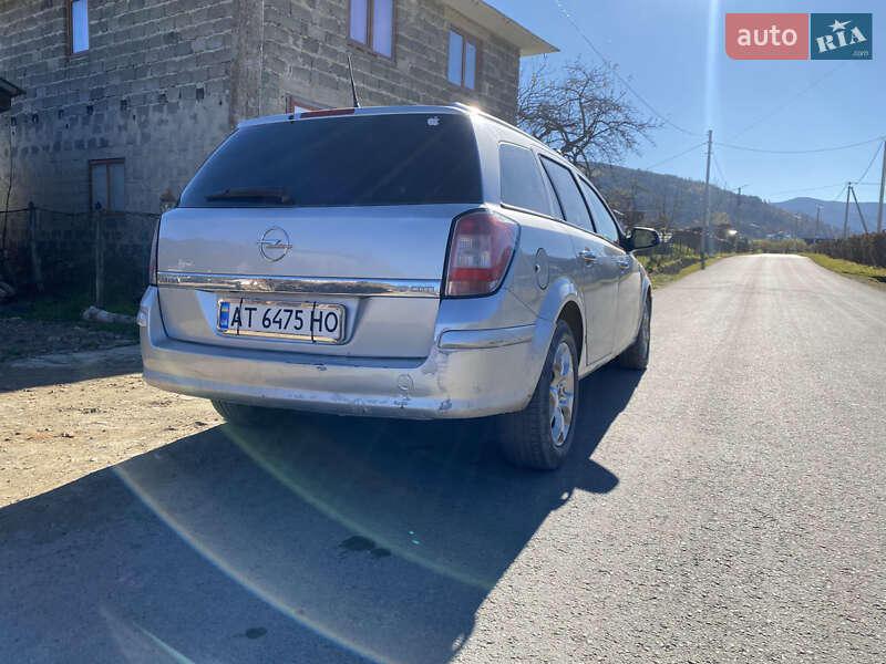 Універсал Opel Astra 2011 в Косові фото 11 Універсал Opel Astra 2011 в Косові