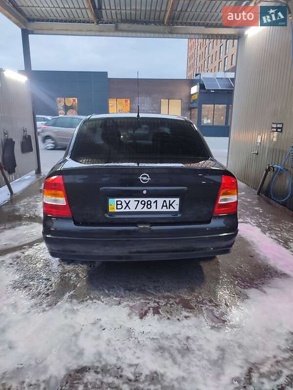 Седан Opel Astra 2007 в Нетішині