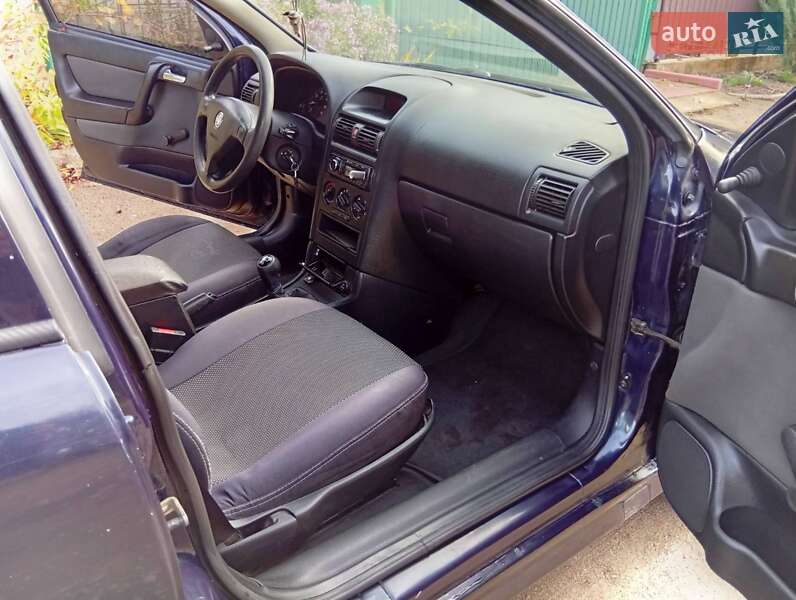 Седан Opel Astra 2006 в Первомайске фото 4 Седан Opel Astra 2006 в Первомайске