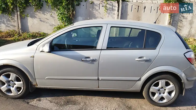 Opel Astra 2006 VIN Y6D0AHL4865186817 фото оголошення 2 з 73