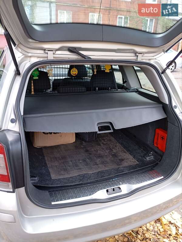 Универсал Opel Astra 2007 в Львове