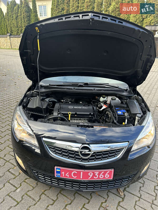 Хэтчбек Opel Astra 2010 в Надворной фото 12 Хэтчбек Opel Astra 2010 в Надворной