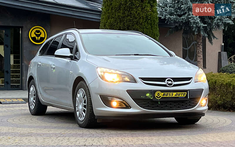 Универсал Opel Astra 2013 в Львове фото Универсал Opel Astra 2013 в Львове
