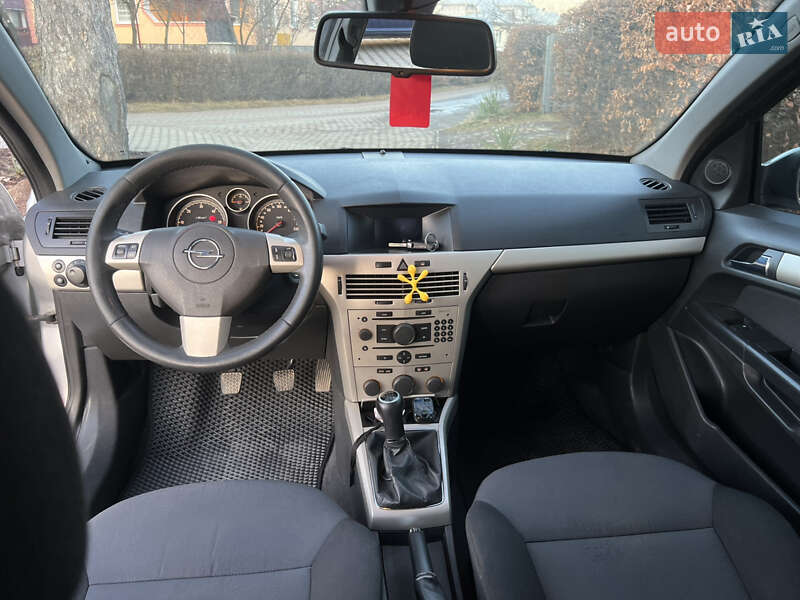 Универсал Opel Astra 2008 в Коломые