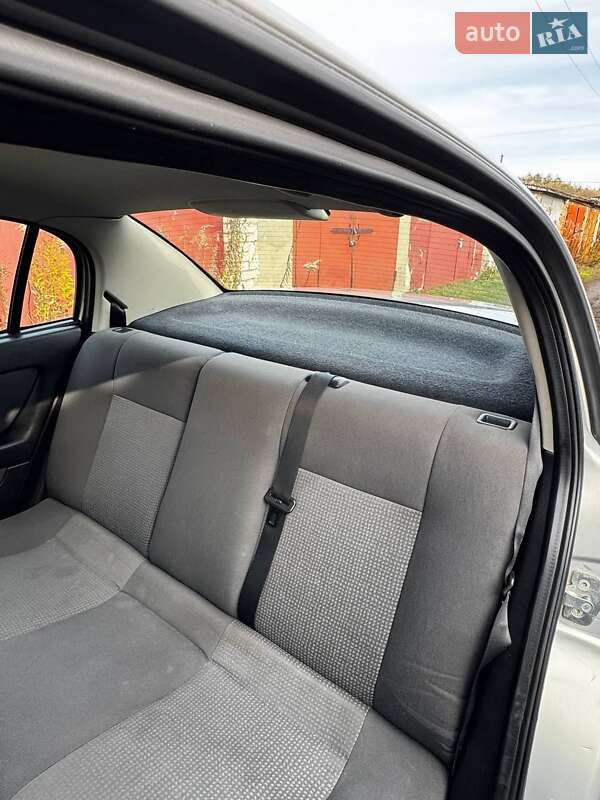 Седан Opel Astra 2008 в Житомире фото 7 Седан Opel Astra 2008 в Житомире