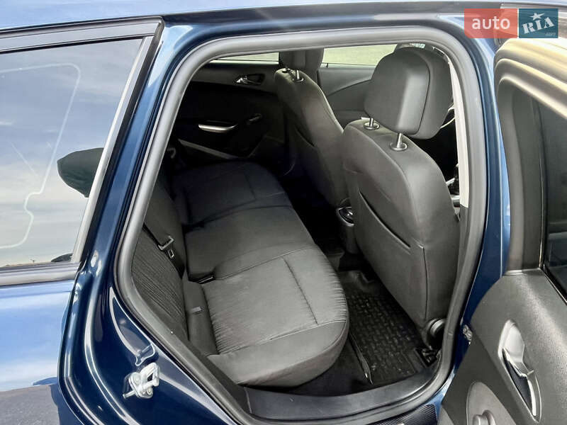 Универсал Opel Astra 2012 в Белой Церкви фото 19 Универсал Opel Astra 2012 в Белой Церкви