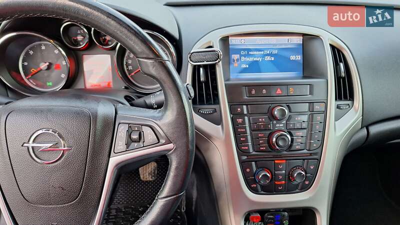 Хэтчбек Opel Astra 2011 в Ярмолинцах