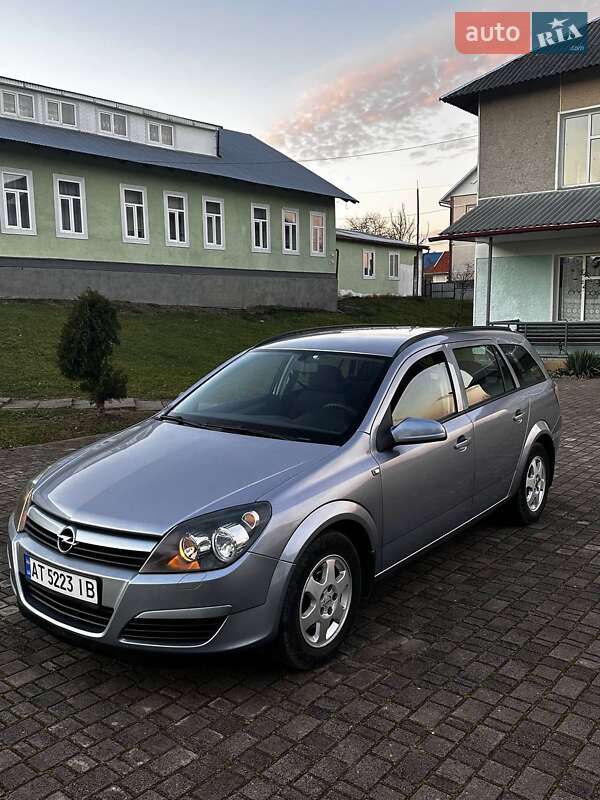 Универсал Opel Astra 2004 в Коломые