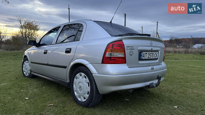 Хэтчбек Opel Astra 2008 в Калуше фото 6 Хэтчбек Opel Astra 2008 в Калуше