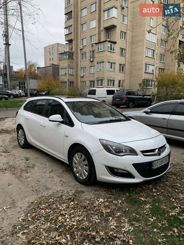 Универсал Opel Astra 2013 в Киеве фото Универсал Opel Astra 2013 в Киеве
