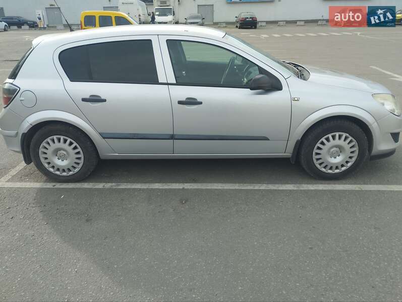 Хэтчбек Opel Astra 2008 в Ивано-Франковске фото 7 Хэтчбек Opel Astra 2008 в Ивано-Франковске