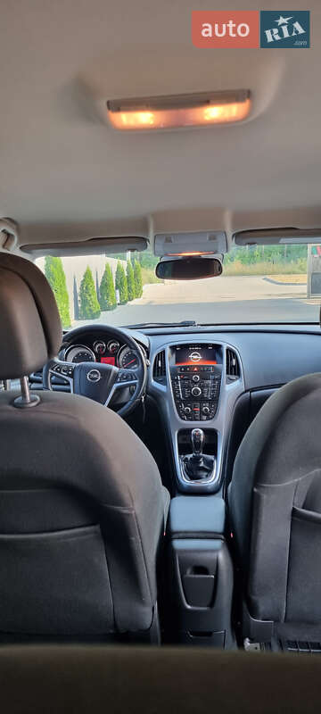 Универсал Opel Astra 2014 в Иршаве фото 9 Универсал Opel Astra 2014 в Иршаве