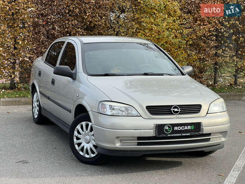 Седан Opel Astra 2006 в Києві фото 2 Седан Opel Astra 2006 в Києві