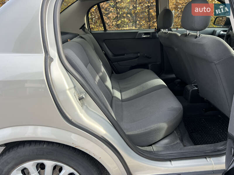 Седан Opel Astra 2006 в Києві фото 46 Седан Opel Astra 2006 в Києві