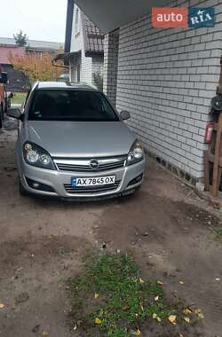 Универсал Opel Astra 2010 в Харькове