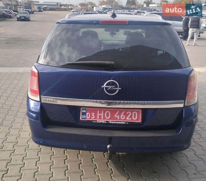 Универсал Opel Astra 2009 в Белой Церкви