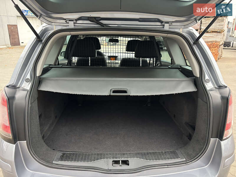 Универсал Opel Astra 2008 в Виннице