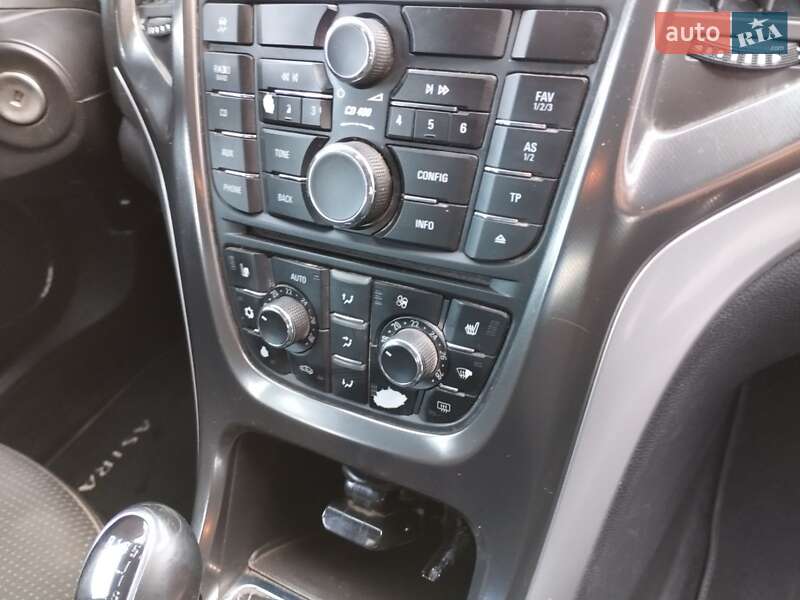 Хэтчбек Opel Astra 2010 в Калуше