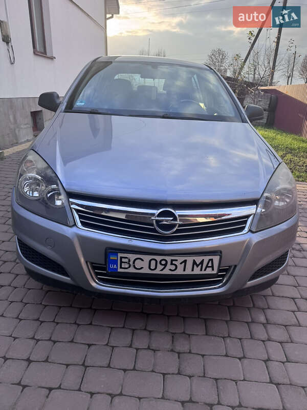 Opel Astra 2009 Opel Astra 2009