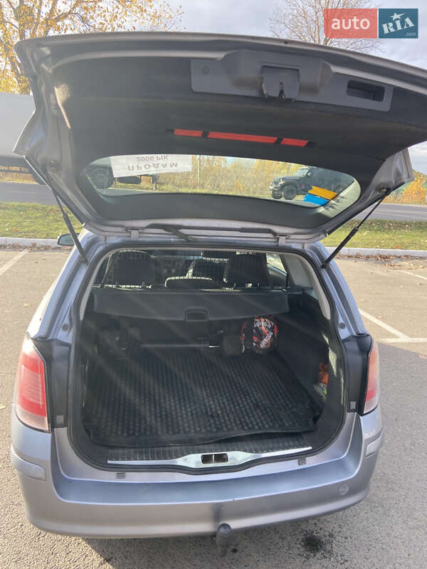 Универсал Opel Astra 2006 в Луцке