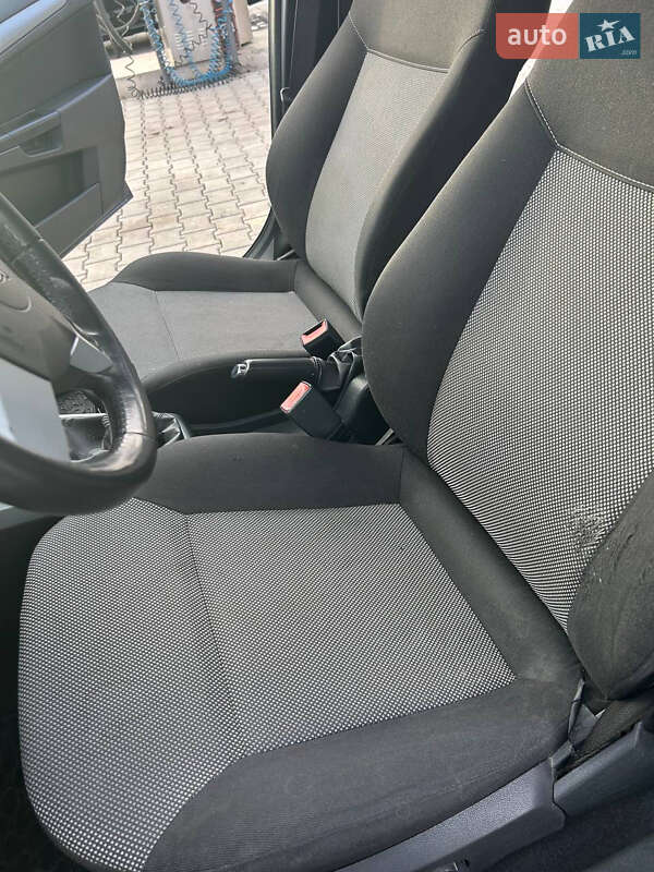 Универсал Opel Astra 2009 в Виноградове фото 12 Универсал Opel Astra 2009 в Виноградове