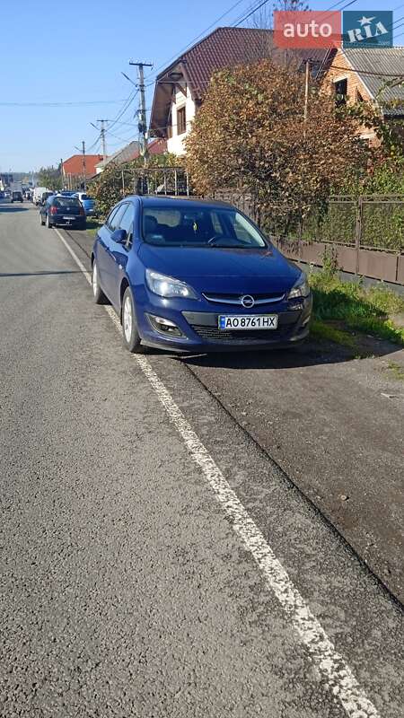 Универсал Opel Astra 2015 в Осии фото 3 Универсал Opel Astra 2015 в Осии