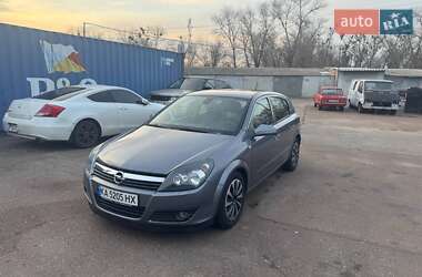Хэтчбек Opel Astra 2006 в Киеве