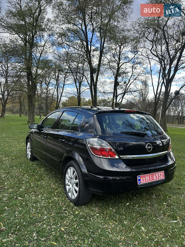 Хэтчбек Opel Astra 2009 в Белой Церкви