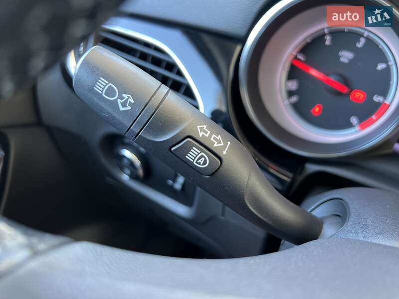 Универсал Opel Astra 2017 в Житомире фото 37 Универсал Opel Astra 2017 в Житомире