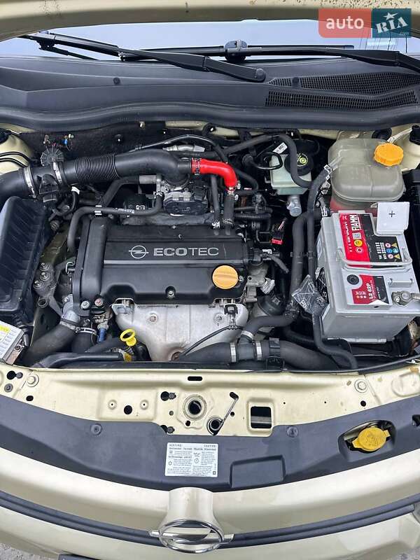 Хэтчбек Opel Astra 2005 в Кременчуге