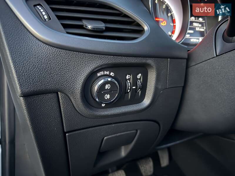 Хетчбек Opel Astra 2015 в Трускавці фото 51 Хетчбек Opel Astra 2015 в Трускавці