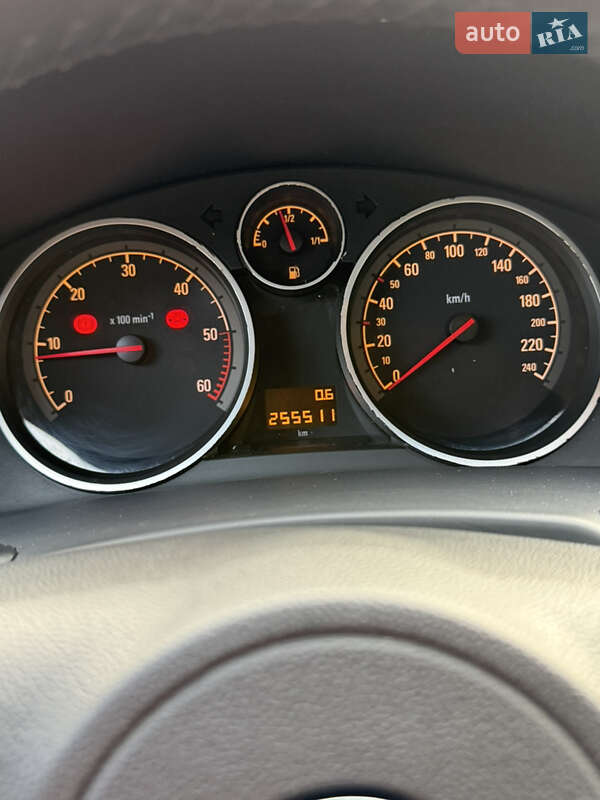 Универсал Opel Astra 2009 в Шепетовке фото 10 Универсал Opel Astra 2009 в Шепетовке