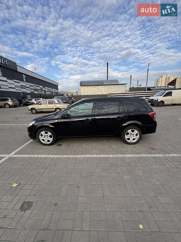 Універсал Opel Astra 2009 в Черкасах фото 3 Універсал Opel Astra 2009 в Черкасах