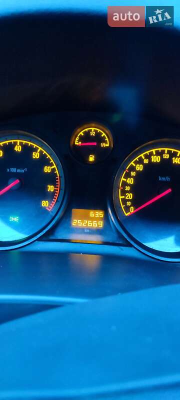 Хэтчбек Opel Astra 2004 в Кривом Роге фото 10 Хэтчбек Opel Astra 2004 в Кривом Роге