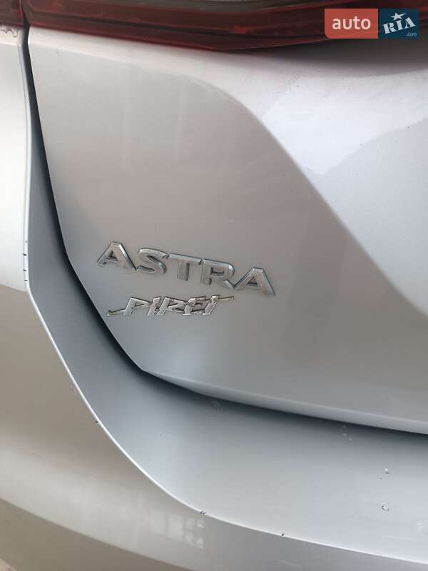 Универсал Opel Astra 2018 в Славуте