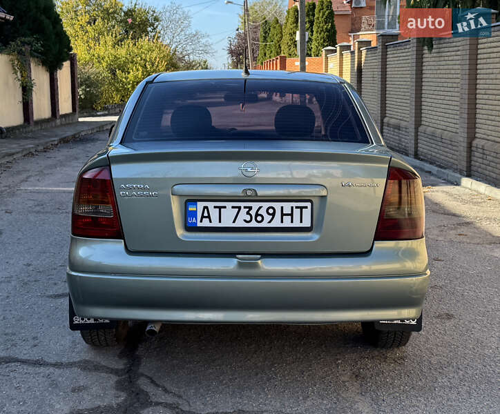 Седан Opel Astra 2007 в Запорожье