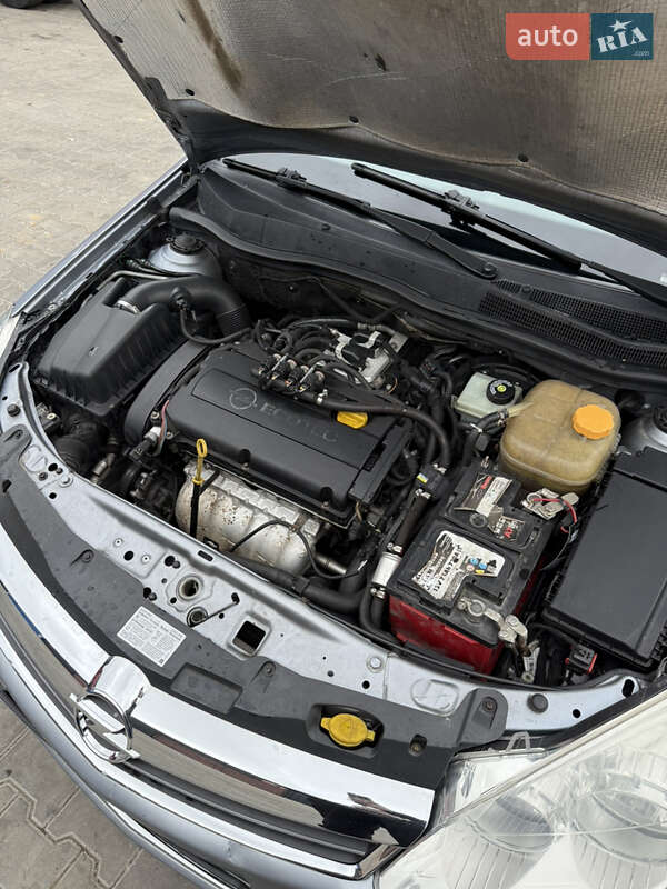 Универсал Opel Astra 2008 в Одессе