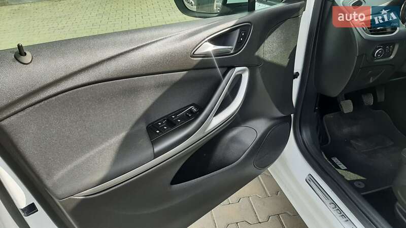 Універсал Opel Astra 2019 в Хмельницькому