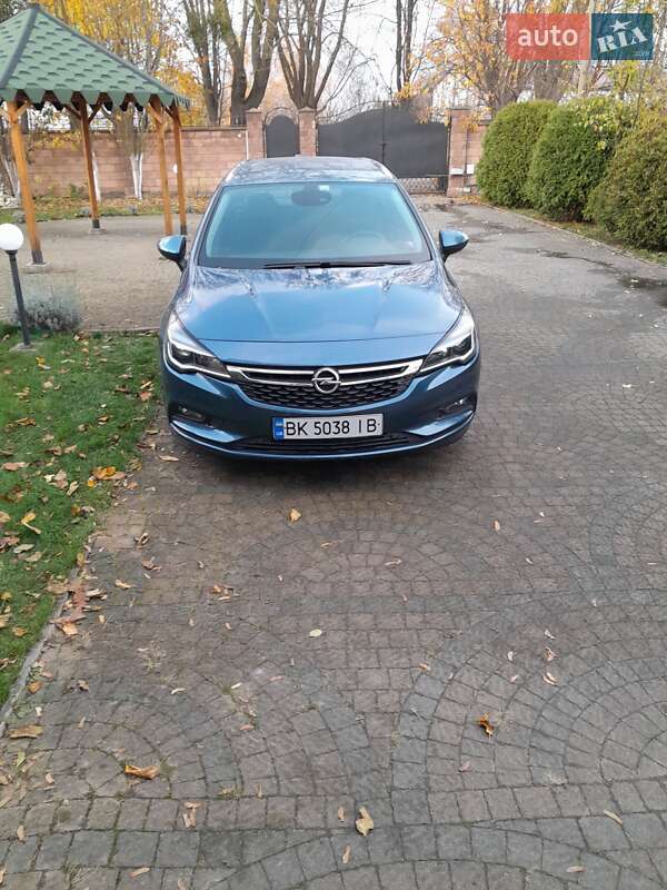 Opel Astra 2016
