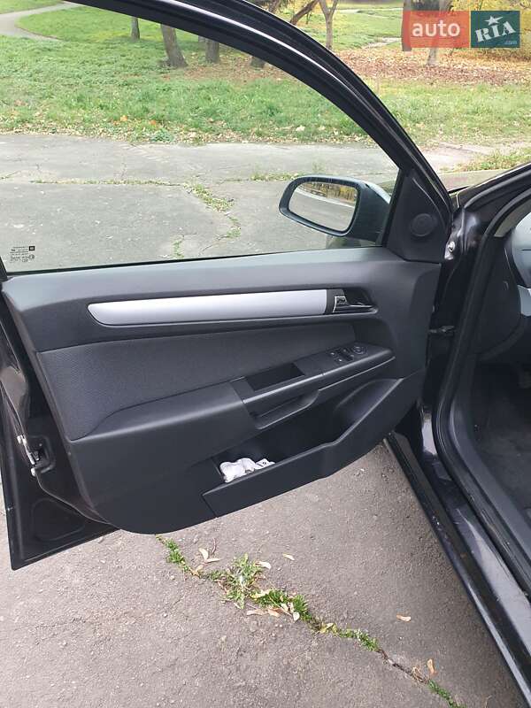 Хетчбек Opel Astra 2005 в Рівному фото 25 Хетчбек Opel Astra 2005 в Рівному