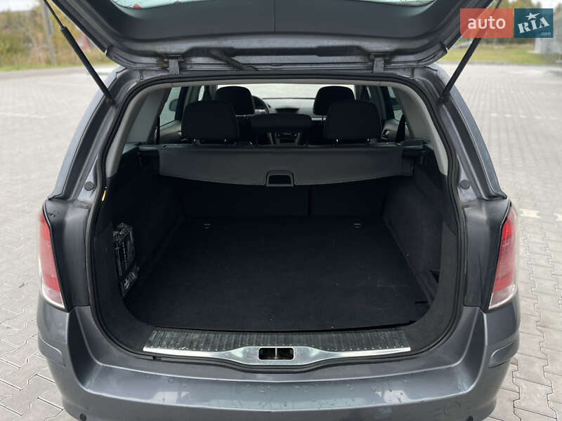 Універсал Opel Astra 2006 в Володимирі