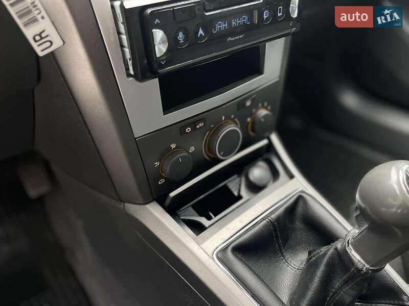 Універсал Opel Astra 2006 в Володимирі