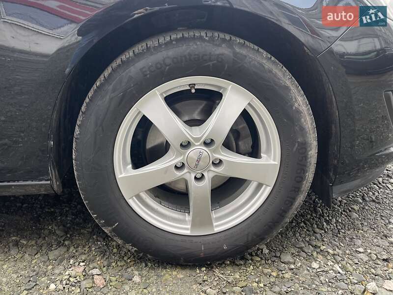 Універсал Opel Astra 2014 в Сумах