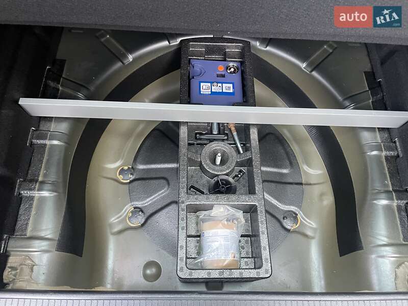 Універсал Opel Astra 2014 в Сумах